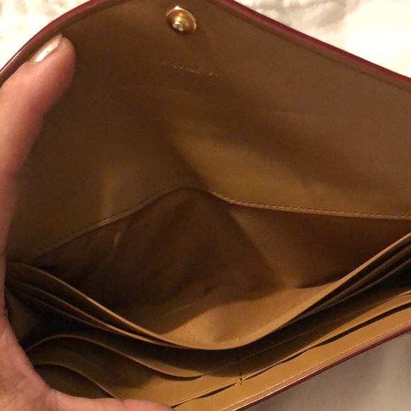 Leather Monogram Walket - Picture 7 of 10